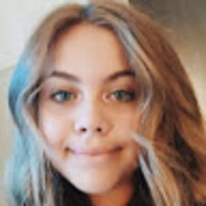 Meet your Posher, Brenna